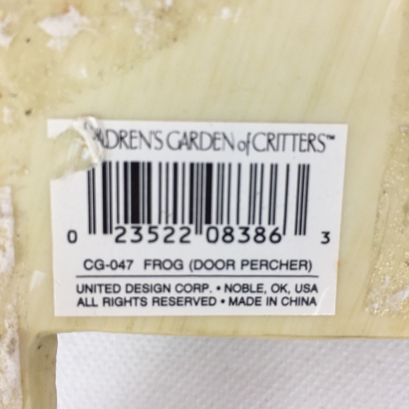 Children's Garden Of Critters Frog Door Percher - Picture 3 of 4